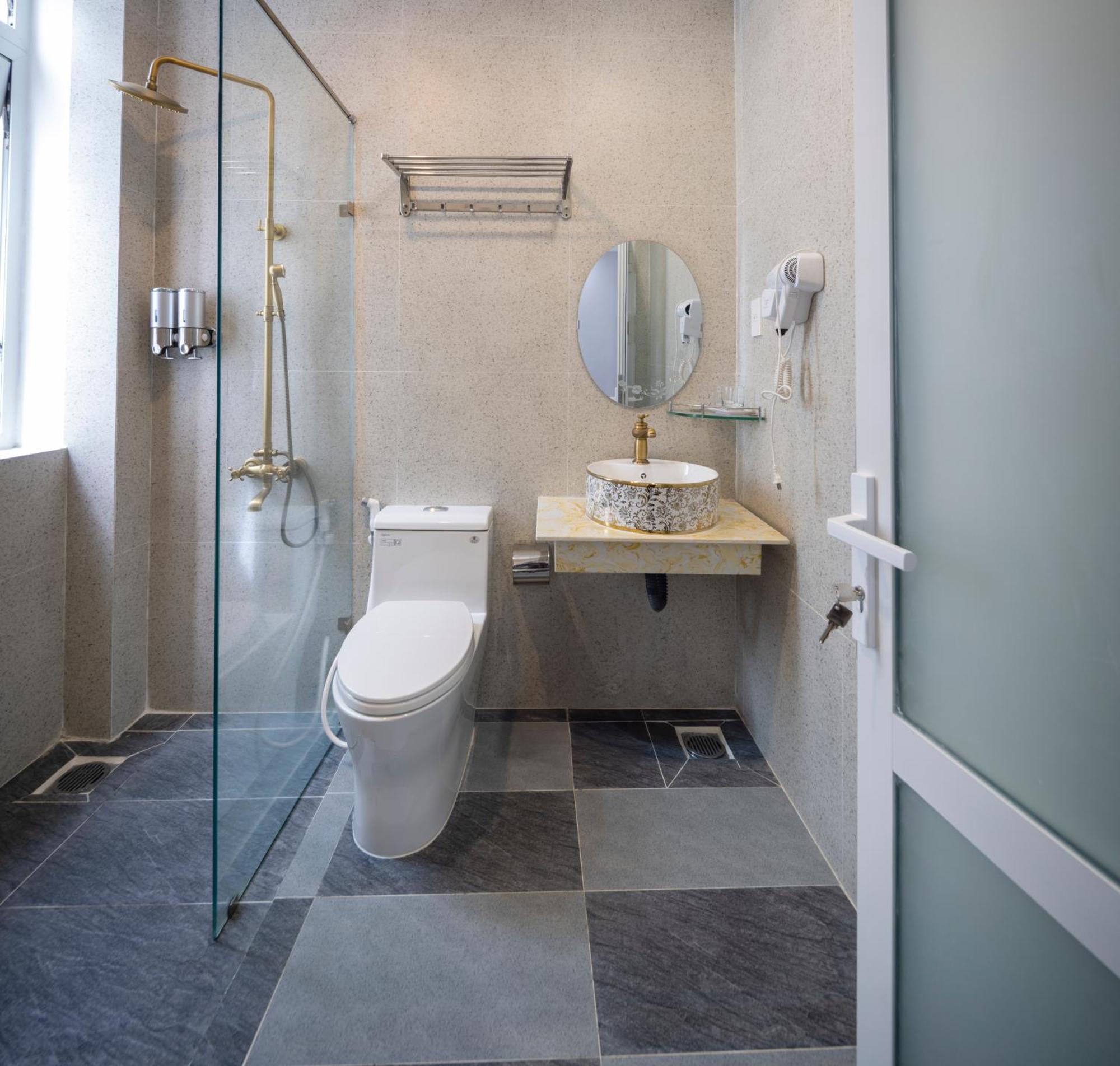 Romance Hotel Dalat Bagian luar foto
